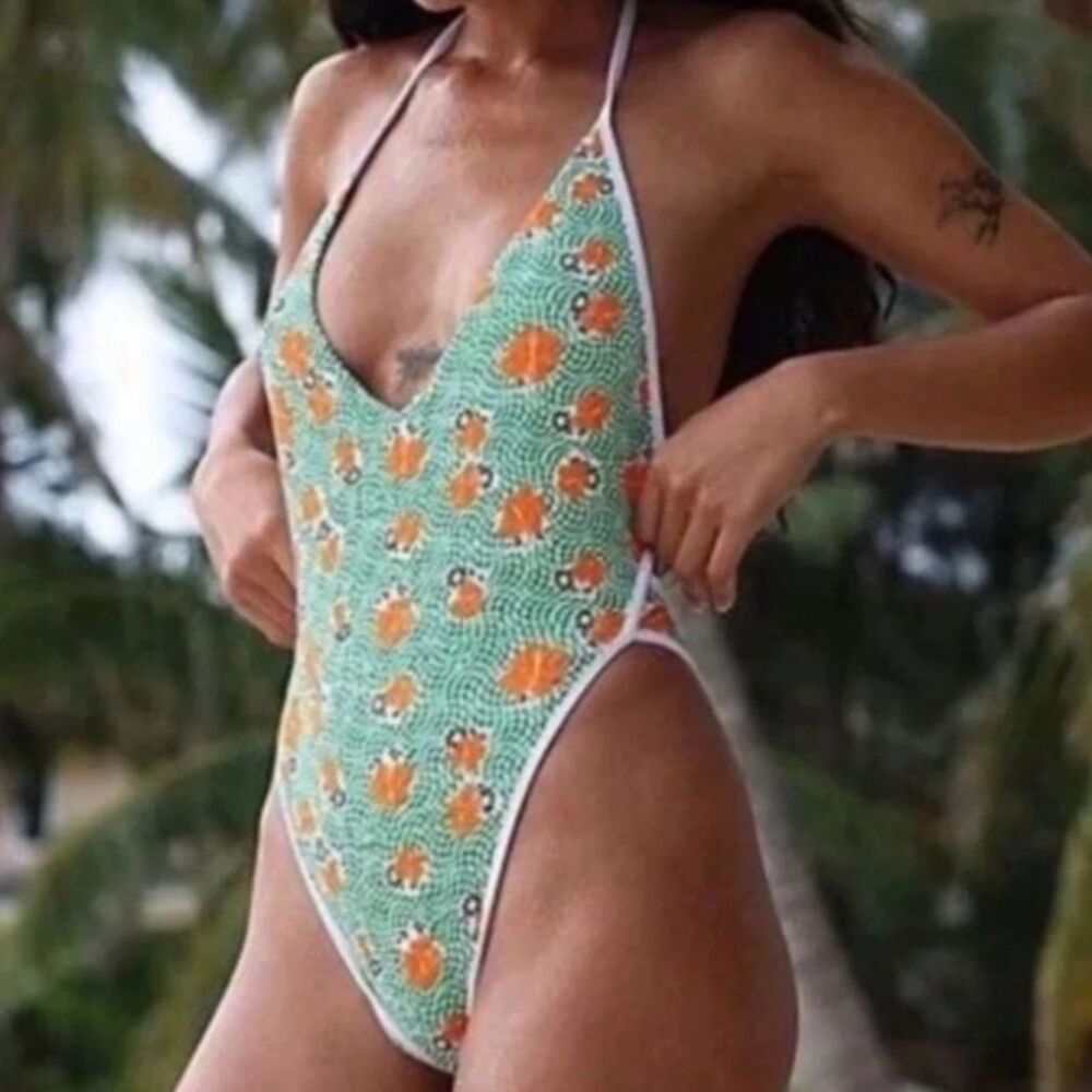 NWT FP Movement Hibiscus Flower Print One Piece Swimsuit Sz XS